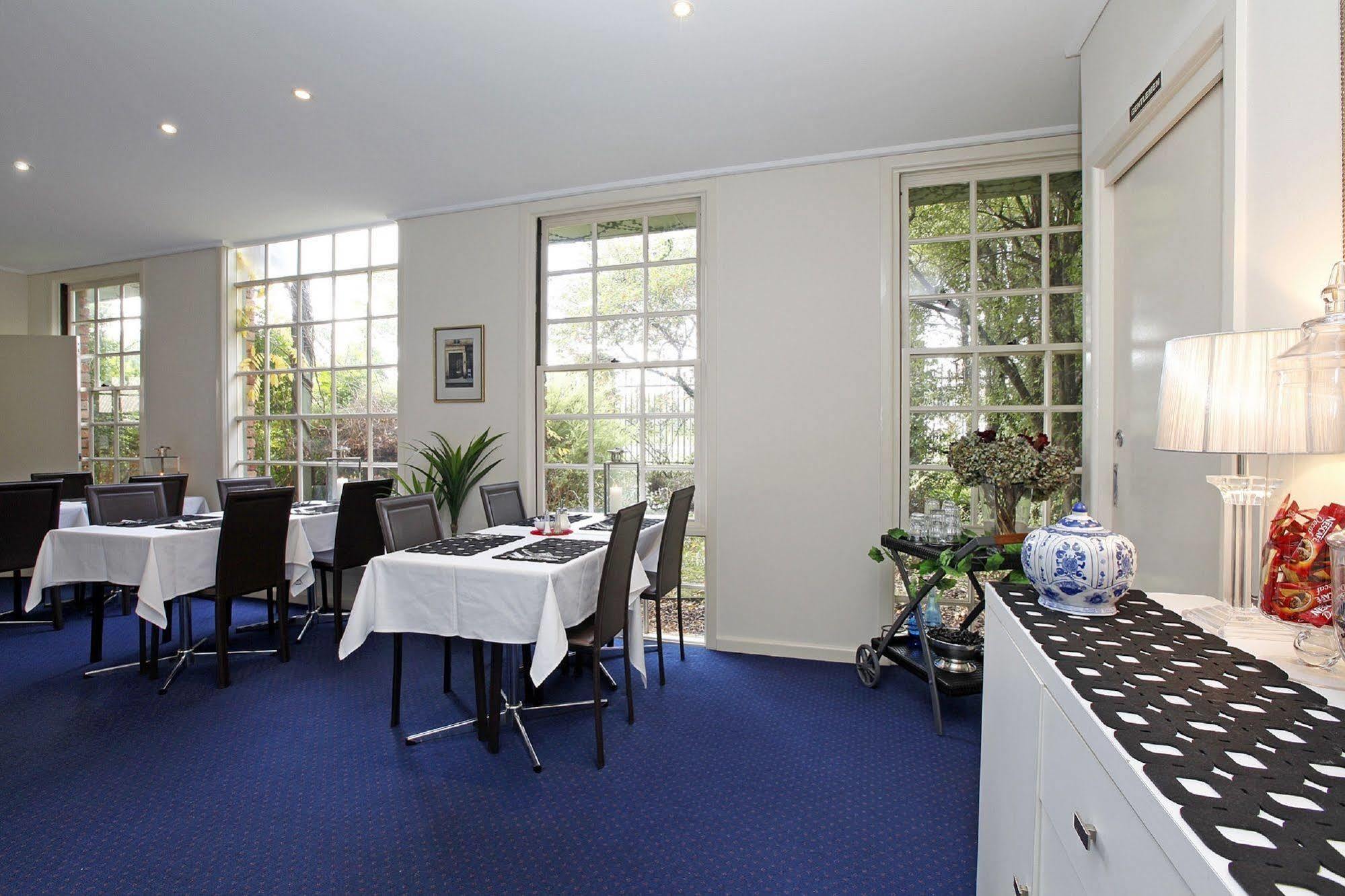 Comfort Inn Greensborough Melbourne Exterior photo